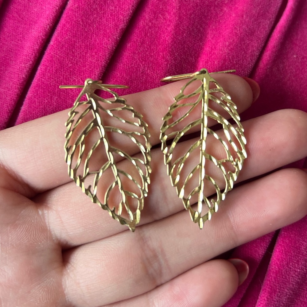 Gold leaf earrings